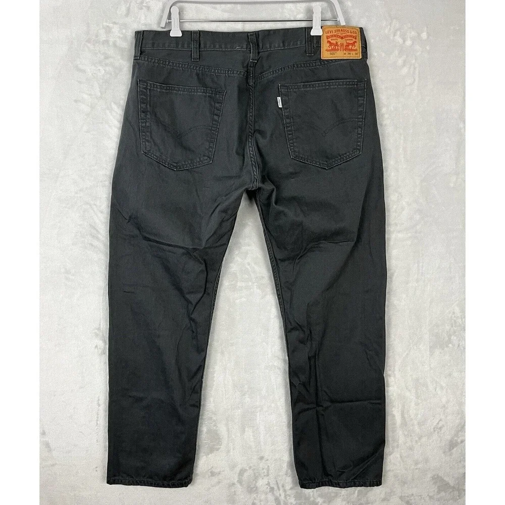 LEVI'S Jeans 505 Men's Size 38x30 Gray Regular Fit Straight Leg Cotton Cowboy